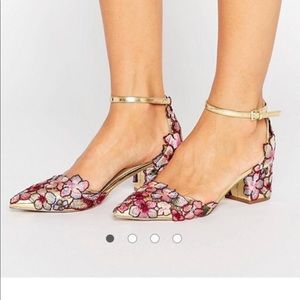 ASOS STRUT Embroidered Pointed Heels - size 7